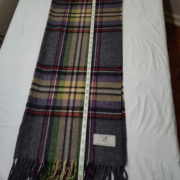 Bronte scarf/wrap - Picture 5 of 6